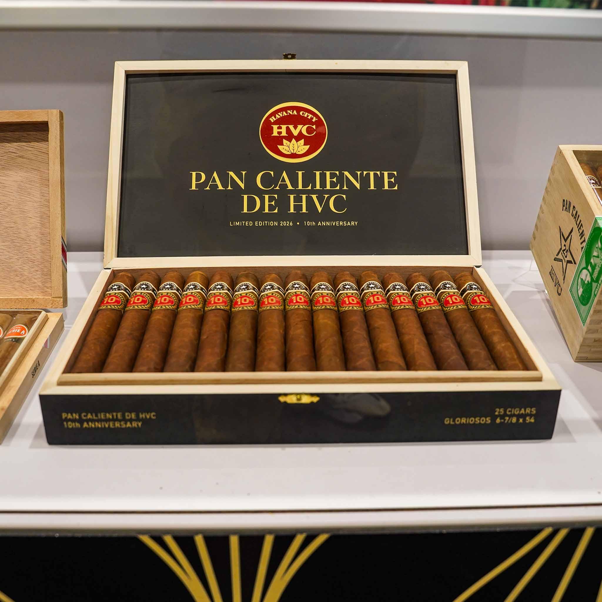 HVC HVC Pan Caliente 10th Aniversario